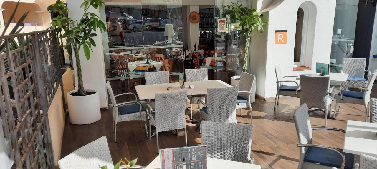 洛斯克里斯蒂亚诺斯Castle Harbour公寓式酒店 外观 照片